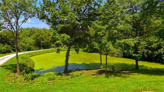 $485,000 | 36987 West 63rd Street, Camden, MO 64017