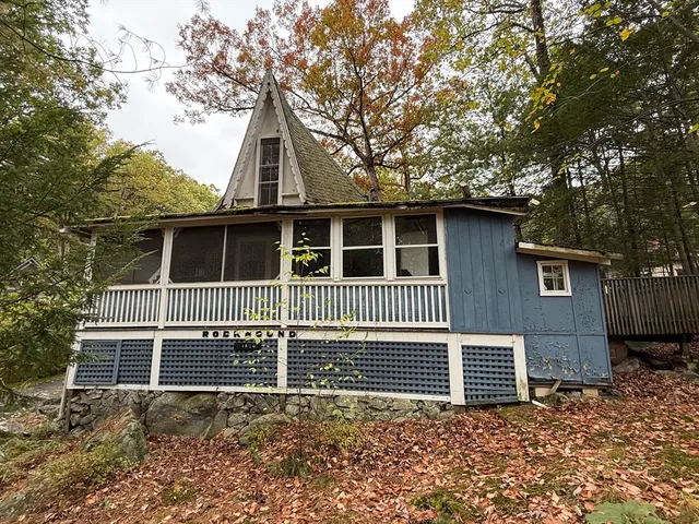 $159,900 | 93 Laurel Park, Unit 93, Northampton, MA 01060