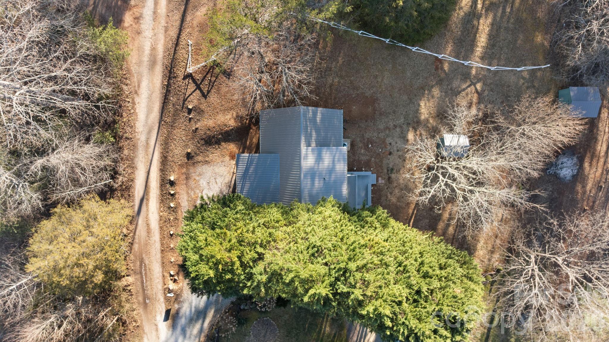 15 Glory Road Franklin, NC 28734 - Photo 35 of 37 a backyard of a house with lots of green space