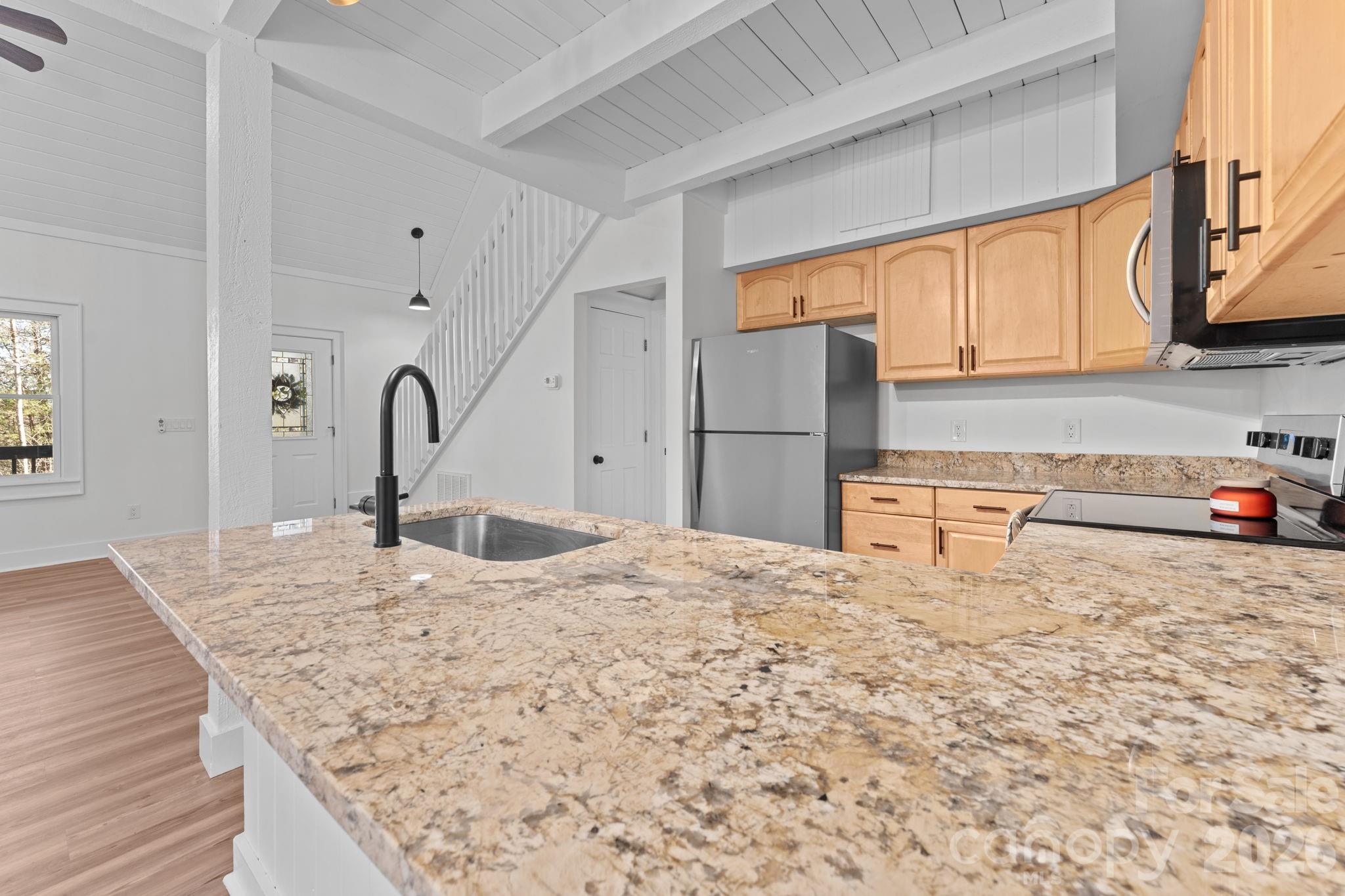 15 Glory Road Franklin, NC 28734 - Photo 5 of 37