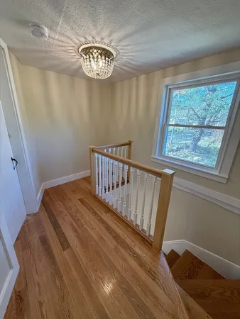 $2,800 | 387 West Washington Street, Unit 2, Hanson, MA 02341