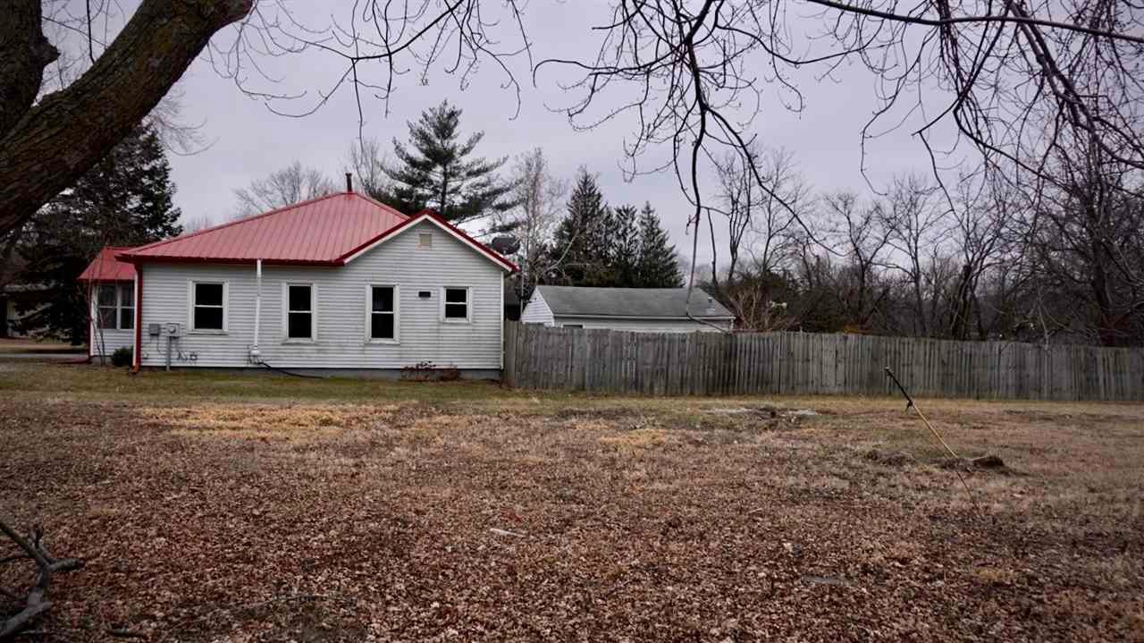 1613 Prairie Du Chien Road Iowa City, IA 52245 - Photo 7 of 32 Gallery Image 7
