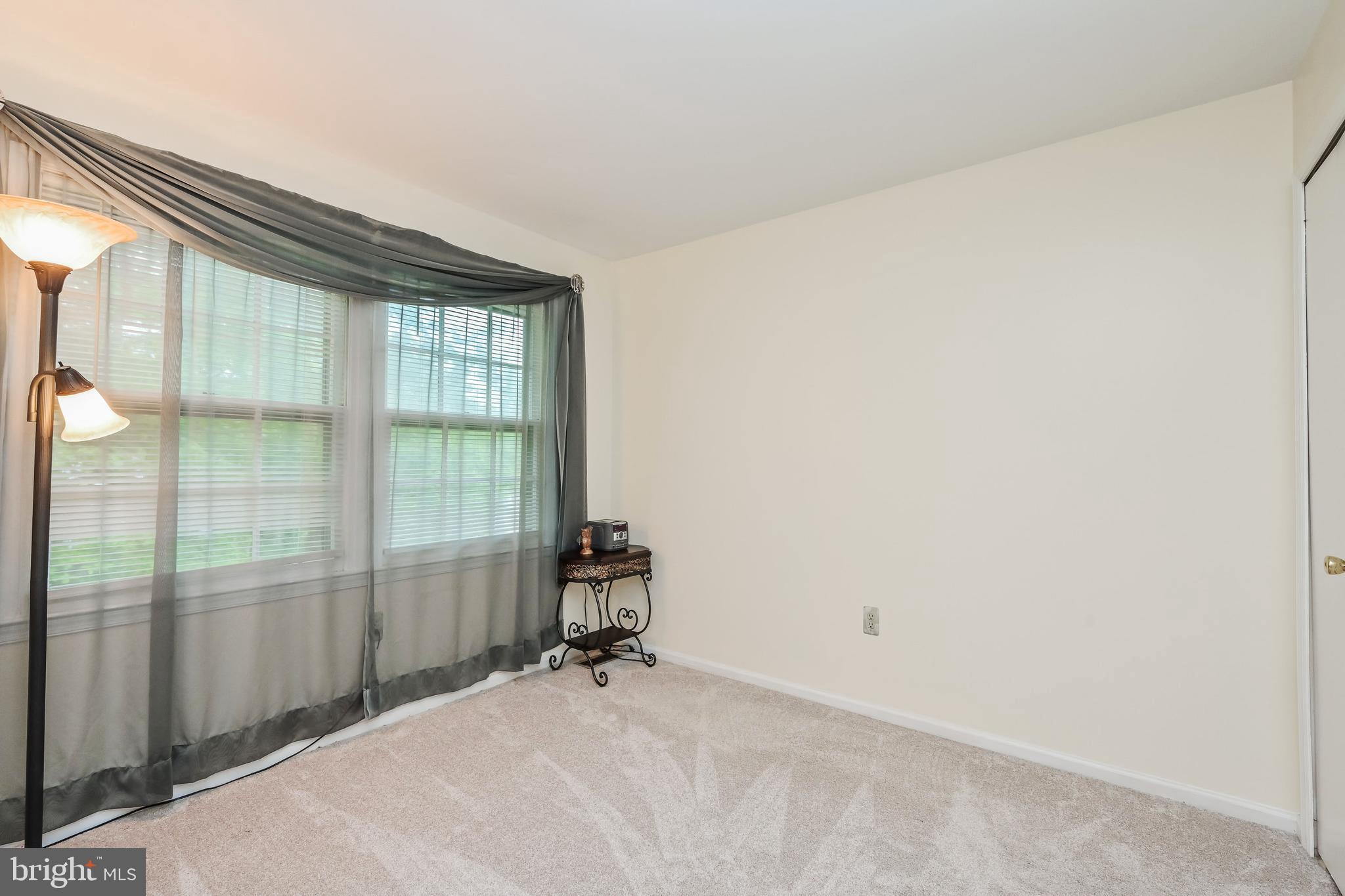 9754 Ironmaster Drive Burke, VA 22015 - Photo 17 of 34 3rd bedroom