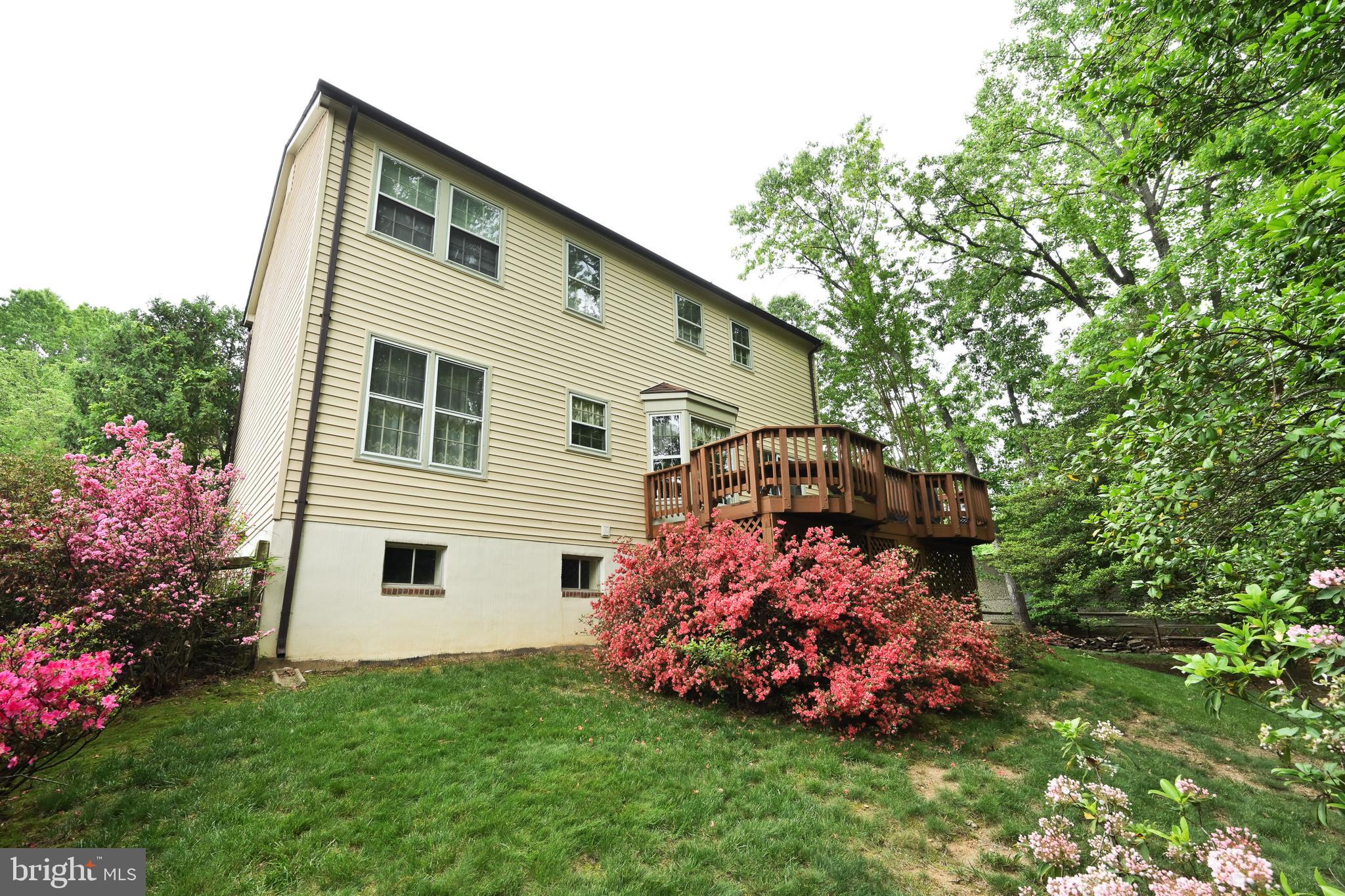 9754 Ironmaster Drive Burke, VA 22015 - Photo 32 of 34 Great location in Lake Braddock HS pyramid!