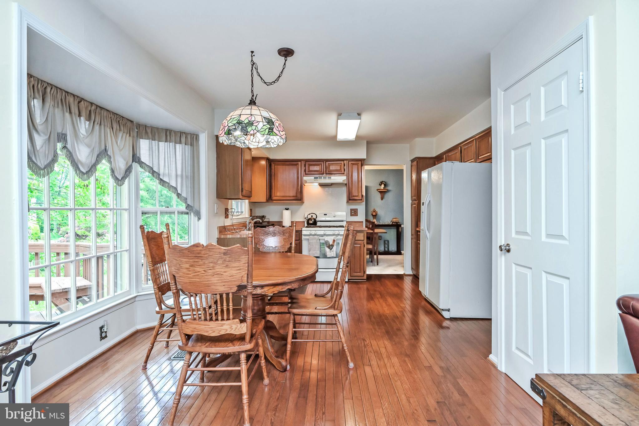 9754 Ironmaster Drive Burke, VA 22015 - Photo 9 of 34 Lovingly cared-for home