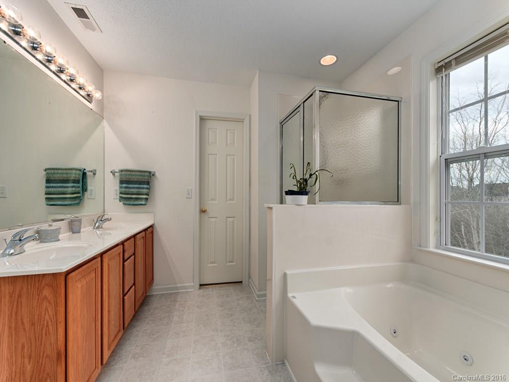 114 Walnut Crest Road, Unit 264 Fletcher, NC 28732 - Photo 20 of 24