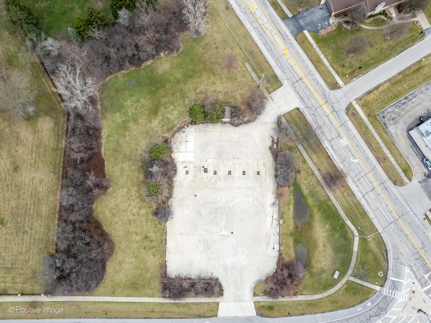 1297 McCarthy Road Lemont, IL 60439 - Photo 2 of 8 a bird view of a house