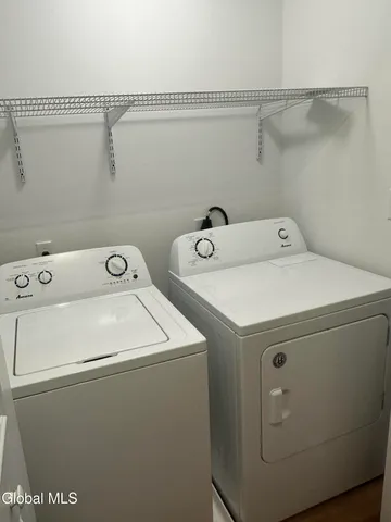 $2,250 | Ridge Manor, Unit 2007, Niskayuna, NY 12309