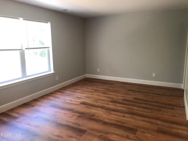 $2,250 | Ridge Manor, Unit 2007, Niskayuna, NY 12309