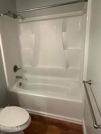 $2,250 | Ridge Manor, Unit 2007, Niskayuna, NY 12309