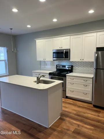 $2,250 | Ridge Manor, Unit 2007, Niskayuna, NY 12309