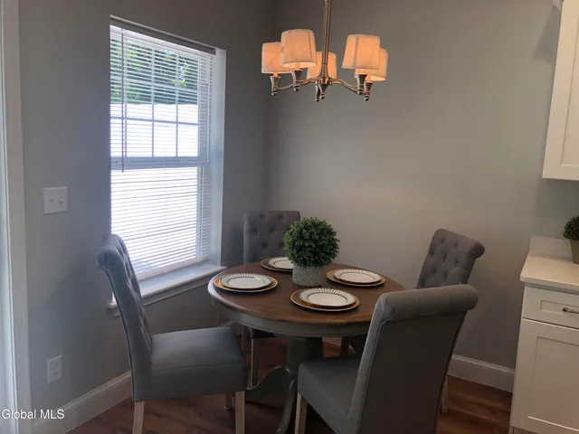 $2,250 | Rdg Manor, Unit 2007, Schenectady, NY 12309