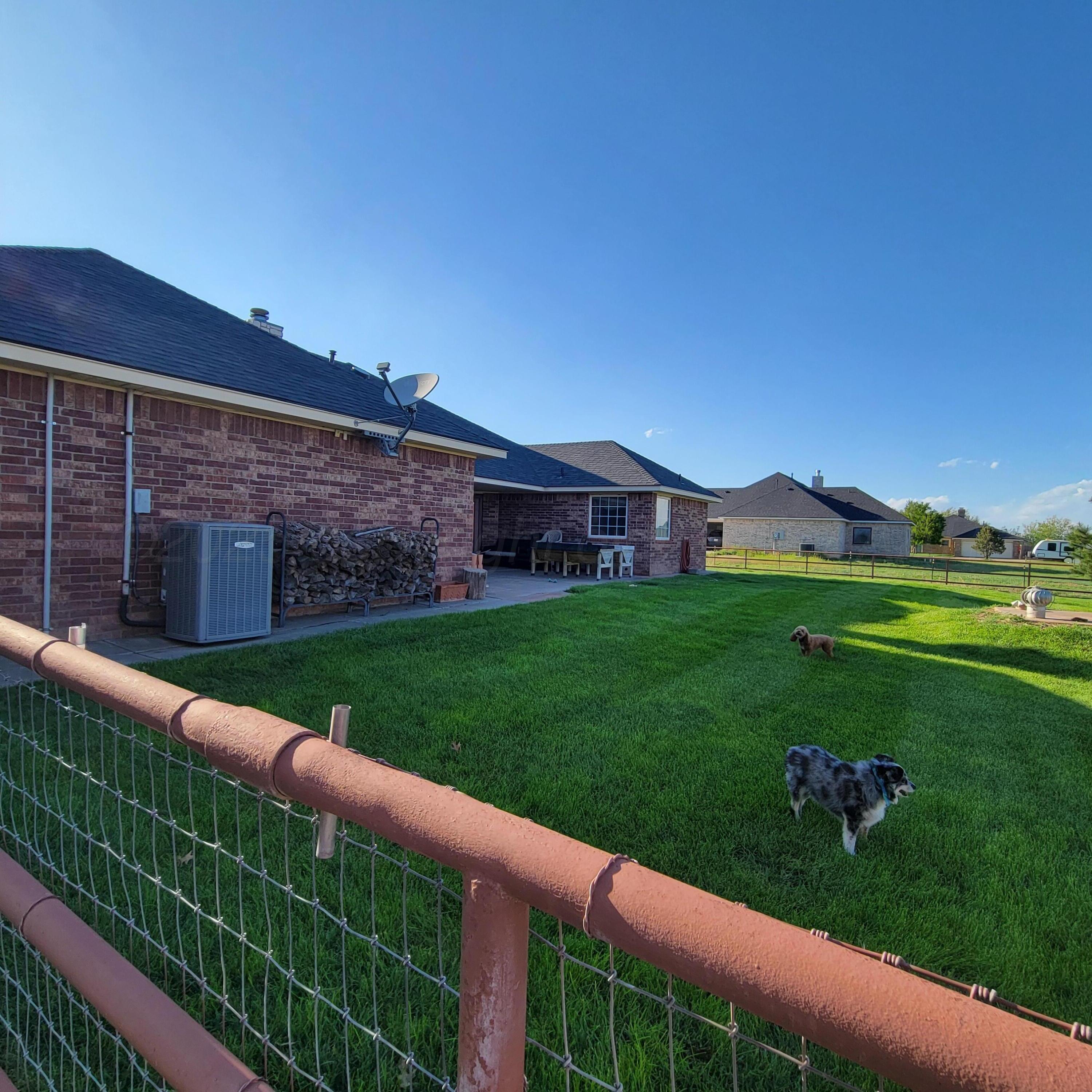 350 Lantana Road Amarillo, TX 79124 - Photo 6 of 11 Fenced Yard
