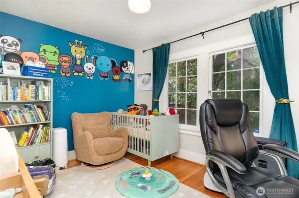$6,800 | 3901 South Court Street, Seattle, WA 98144