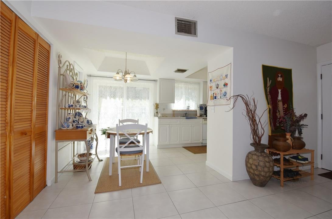 9275 Southwest 61st Way, Unit C Boca Raton, FL 33428 - Photo 6 of 31 Photo 6