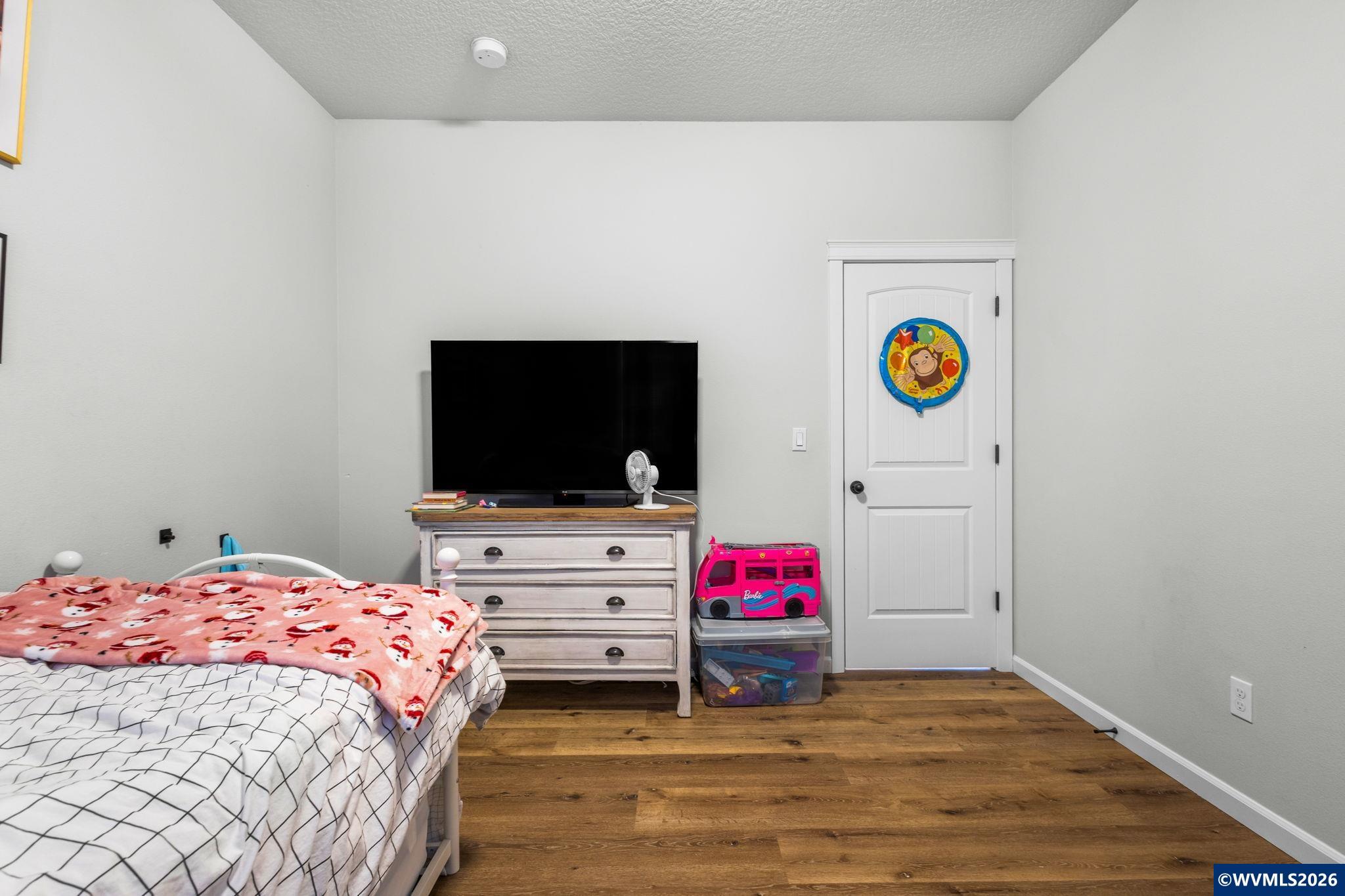 901 Riley Drive Northeast Silverton, OR 97381 - Photo 23 of 36 Gallery Image 23