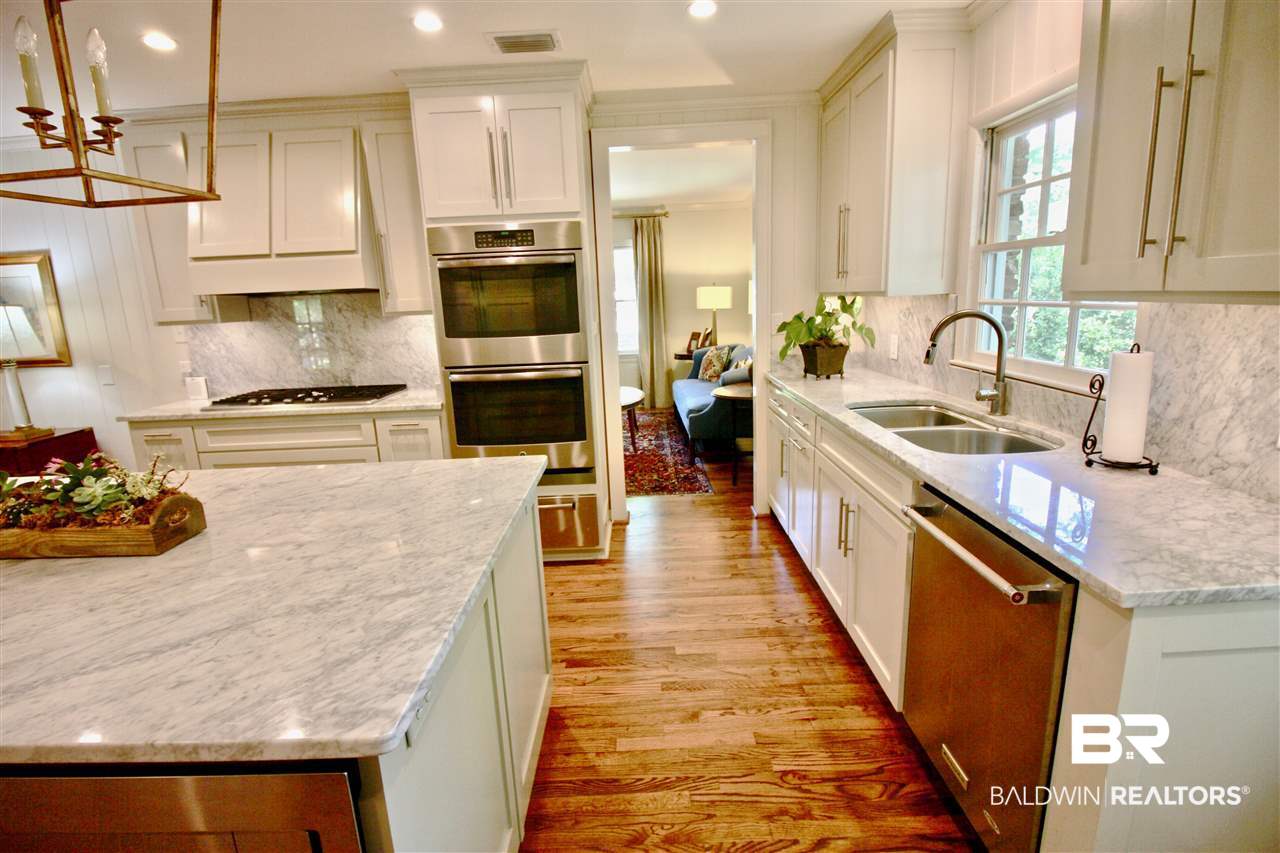 54 Ridgelawn Drive East Mobile, AL 36608 - Photo 9 of 32