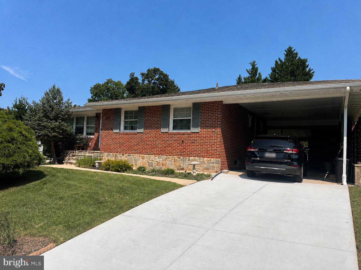1910 Logwind Road Baltimore, MD 21228 - Photo 1 of 4 Gallery Image 1