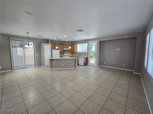 $2,048 | Undisclosed Address, North Las Vegas, NV 89081