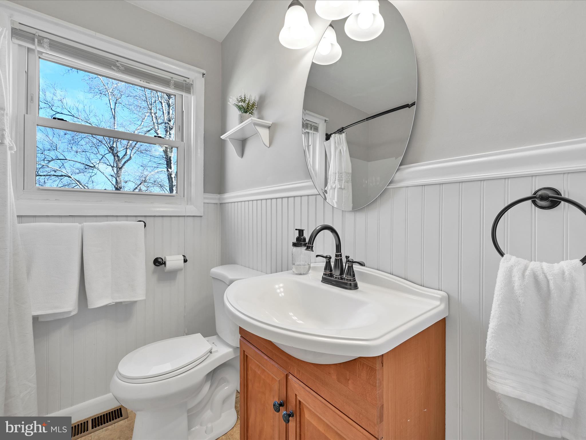1524 Devers Road York, PA 17404 - Photo 18 of 25 Bathroom