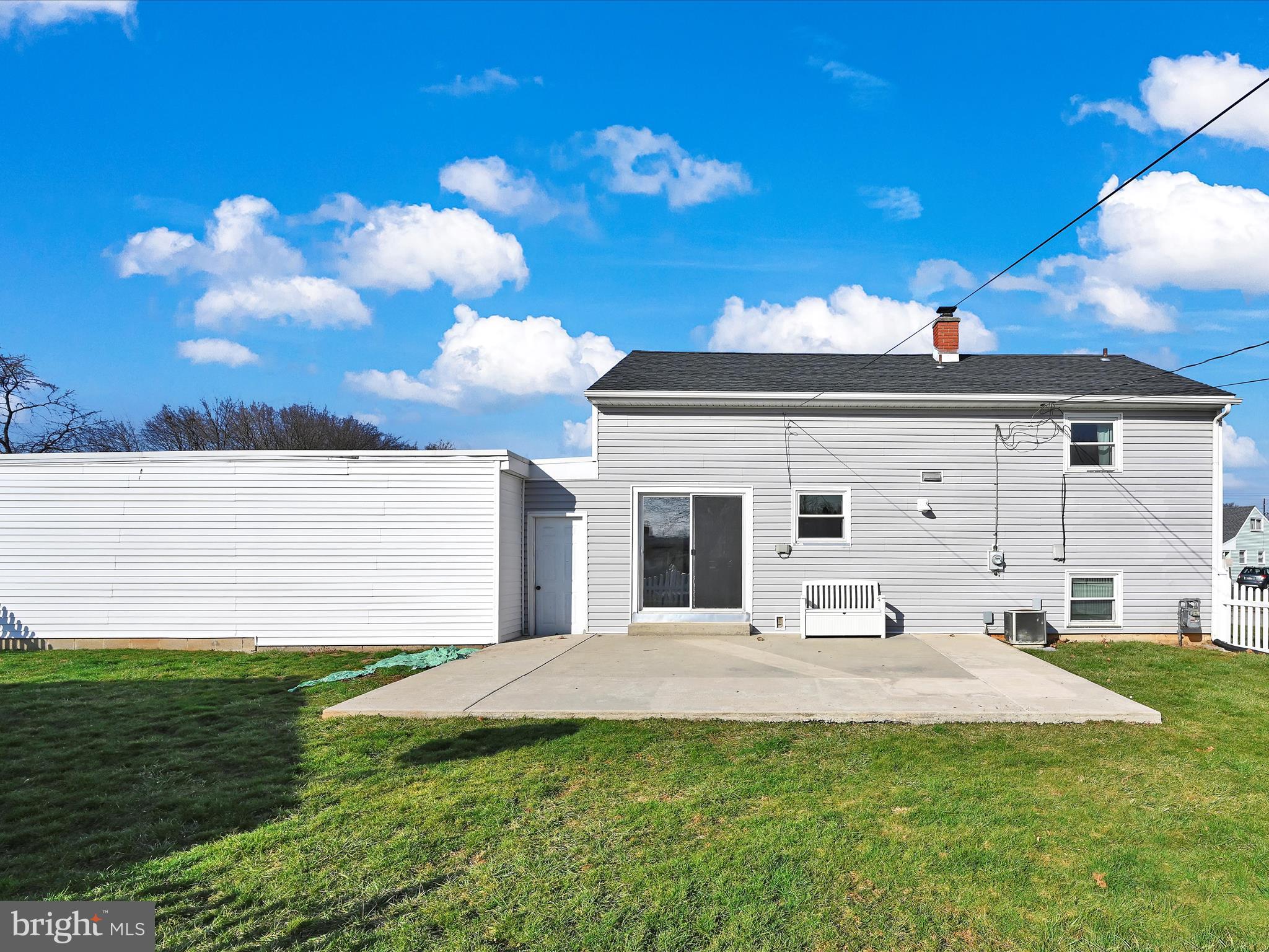 1524 Devers Road York, PA 17404 - Photo 23 of 25 Yard