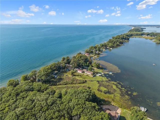 $339,900 | 81 North Rainbow Shores Road, Sandy Creek, NY 13142