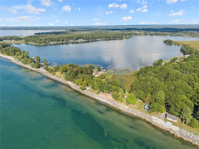 $339,900 | 81 North Rainbow Shores Road, Sandy Creek, NY 13142