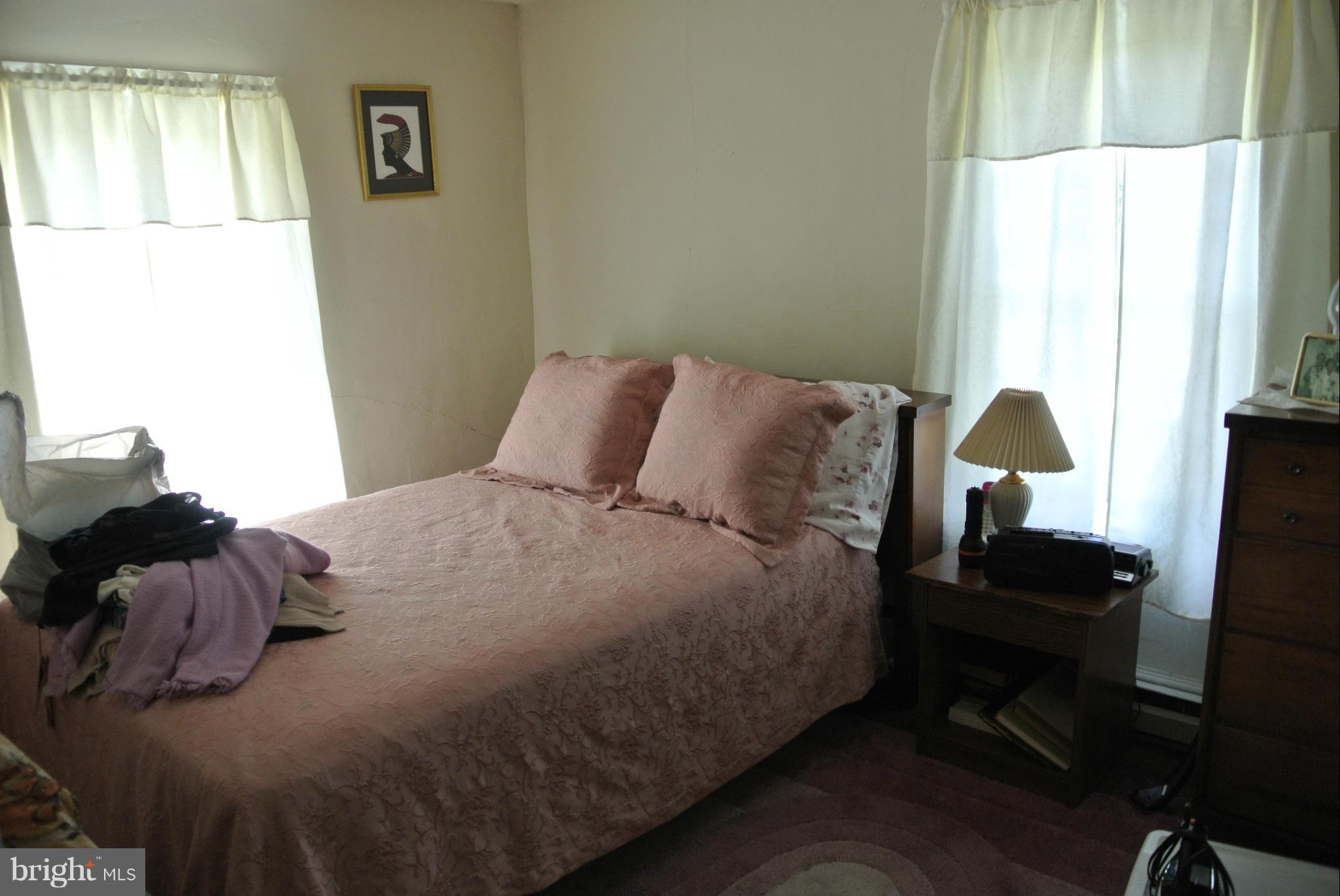4180 Rosstown Road Marshall, VA 20115 - Photo 8 of 12 Bedroom