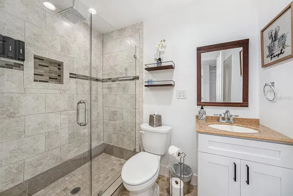 $3,300 | 8017 Dell Drive, Tampa, FL 33615