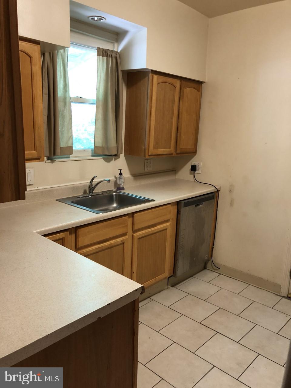 5706 Drexel Road Philadelphia, PA 19131 - Photo 11 of 20 Kitchen