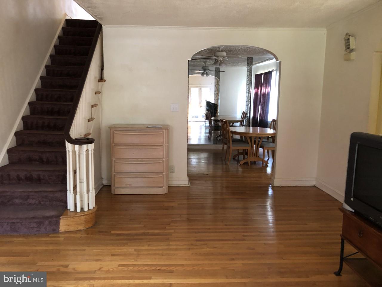 5706 Drexel Road Philadelphia, PA 19131 - Photo 7 of 20 Living Room toward Dining Room