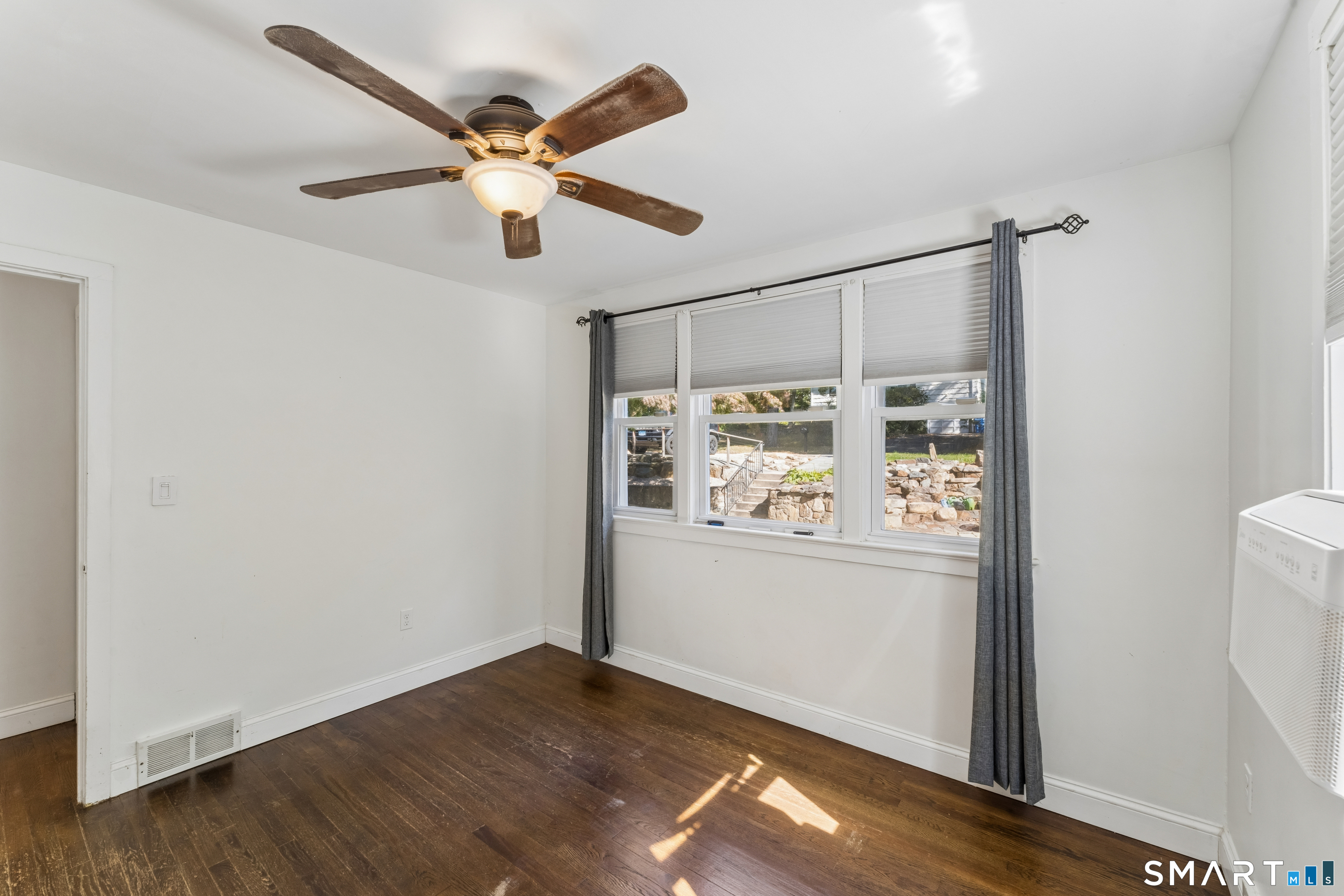 18 Southgate Road Trumbull, CT 06611 - Photo 18 of 30 Gallery Image 18