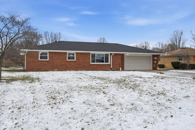 $259,000 | 824 Imy Lane, Anderson, IN 46013