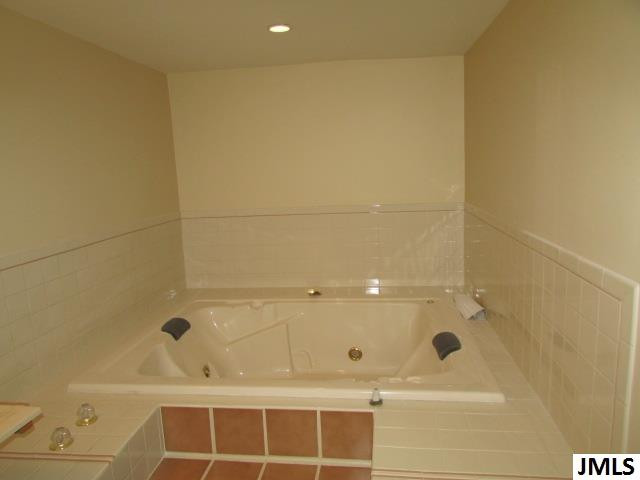 8325 Territorial Road Munith, MI 49259 - Photo 30 of 32 Photo 31