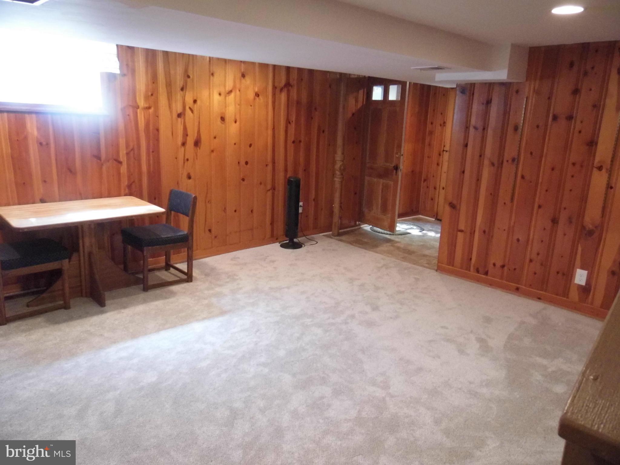 11980 Andrew Street Silver Spring, MD 20902 - Photo 17 of 24 Recreation Room