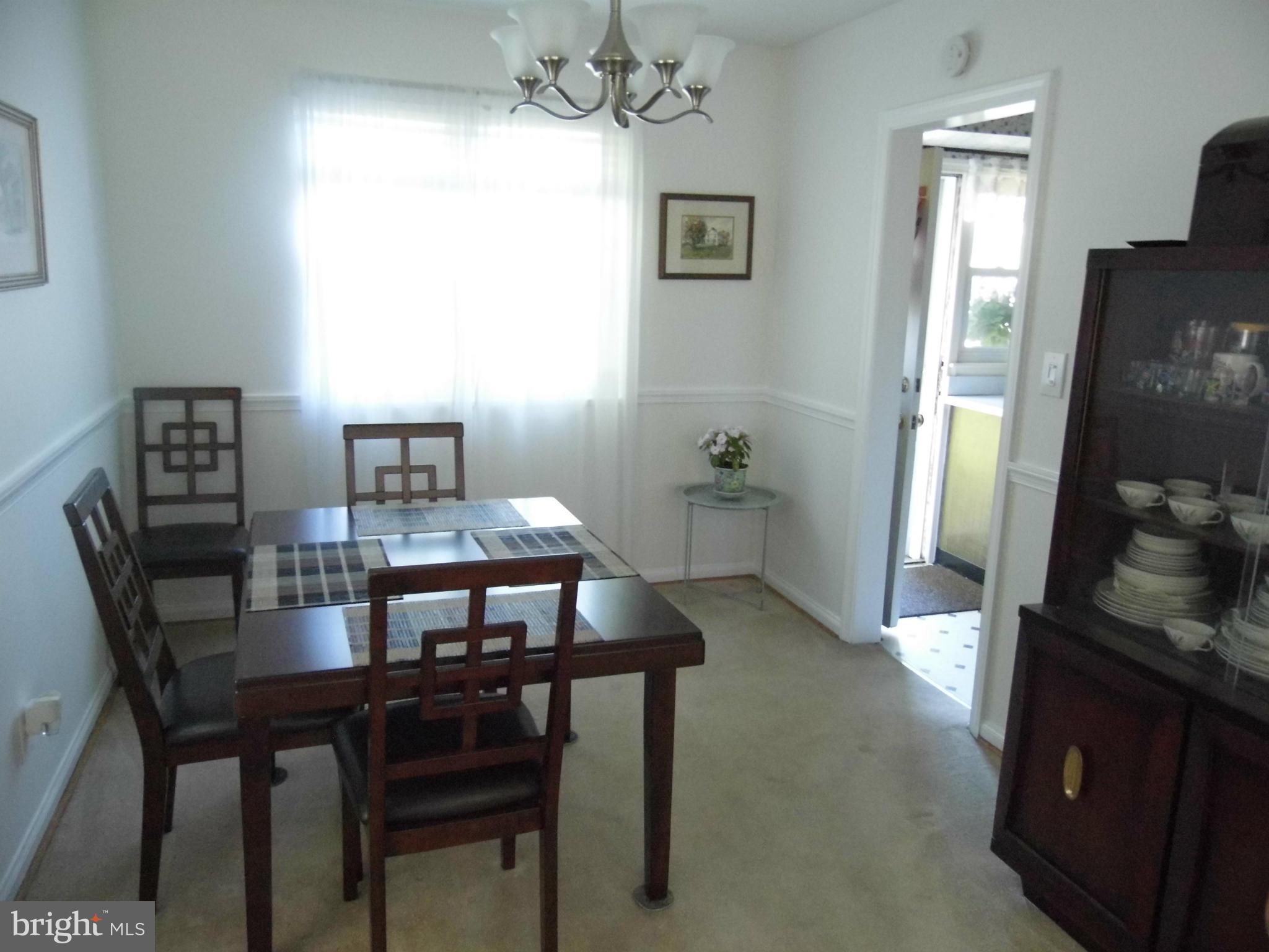 11980 Andrew Street Silver Spring, MD 20902 - Photo 6 of 24 Dining Room