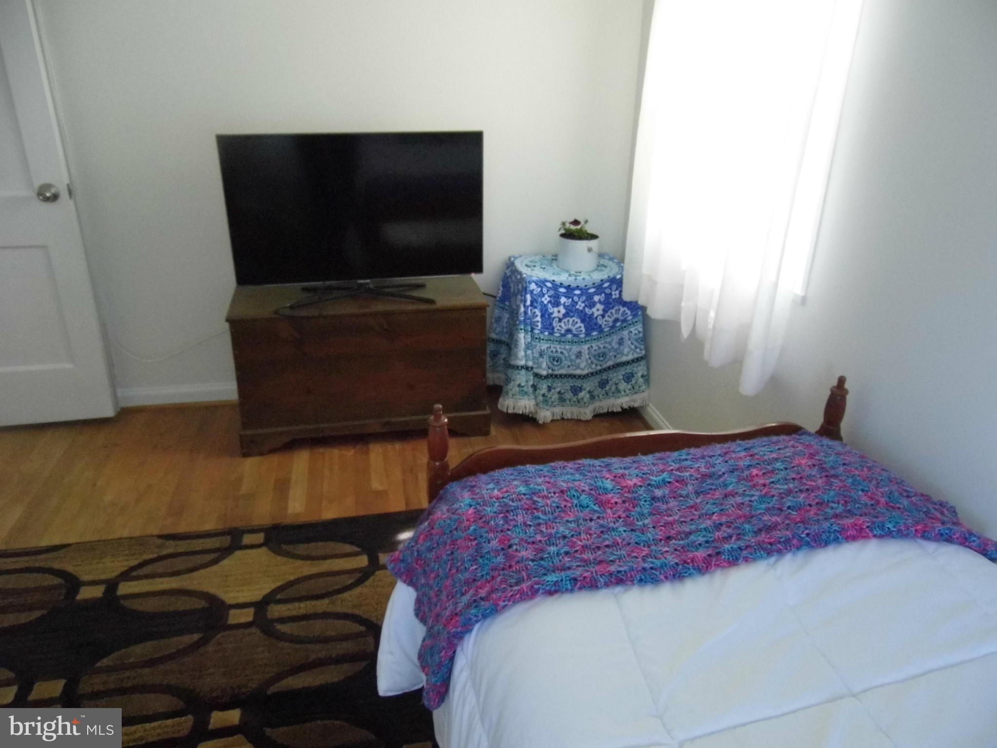 11980 Andrew Street Silver Spring, MD 20902 - Photo 10 of 24 Bedroom #2