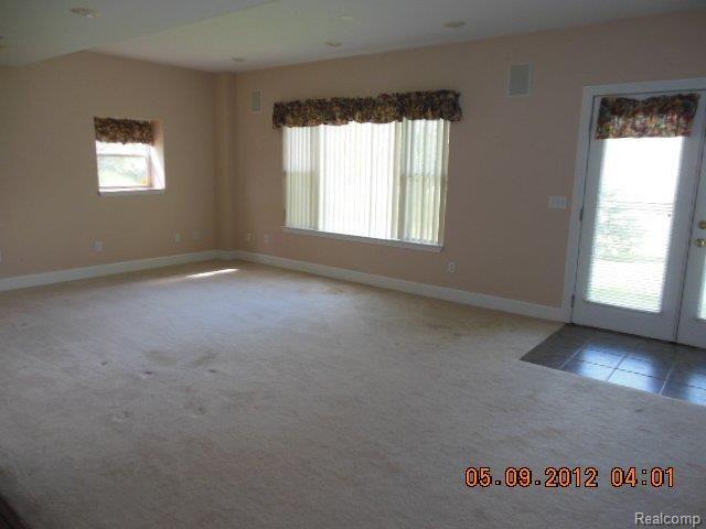 4011 Golf Club Road Howell, MI 48843 - Photo 13 of 17 DSCN0137.JPG