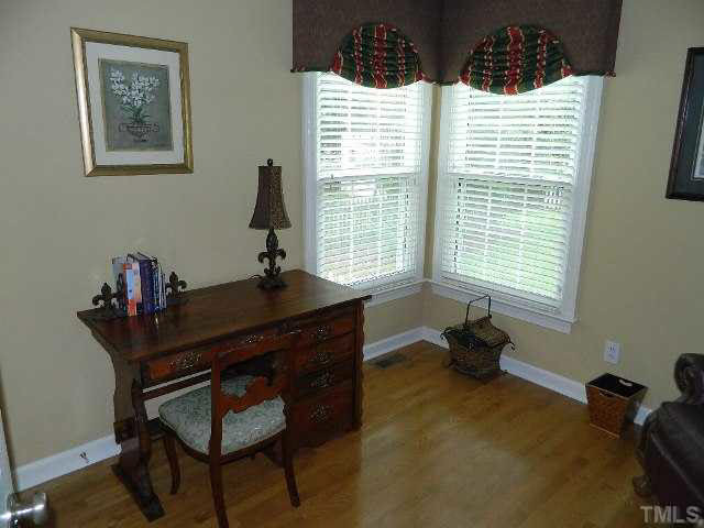 9108 Breeland Way Raleigh, NC 27613 - Photo 18 of 25 Photo 18