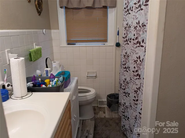 $235,000 | 111 Sussex Avenue, Cherryville, NC 28021