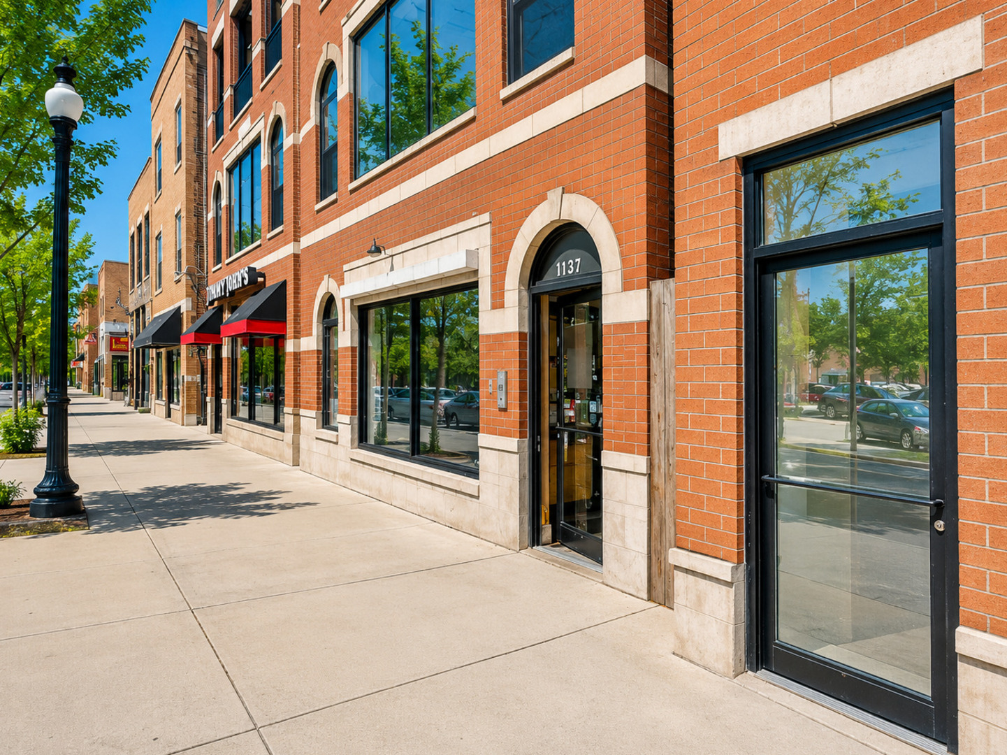 1137 West Taylor Street, Unit 4 Chicago, IL 60607 - Photo 1 of 17