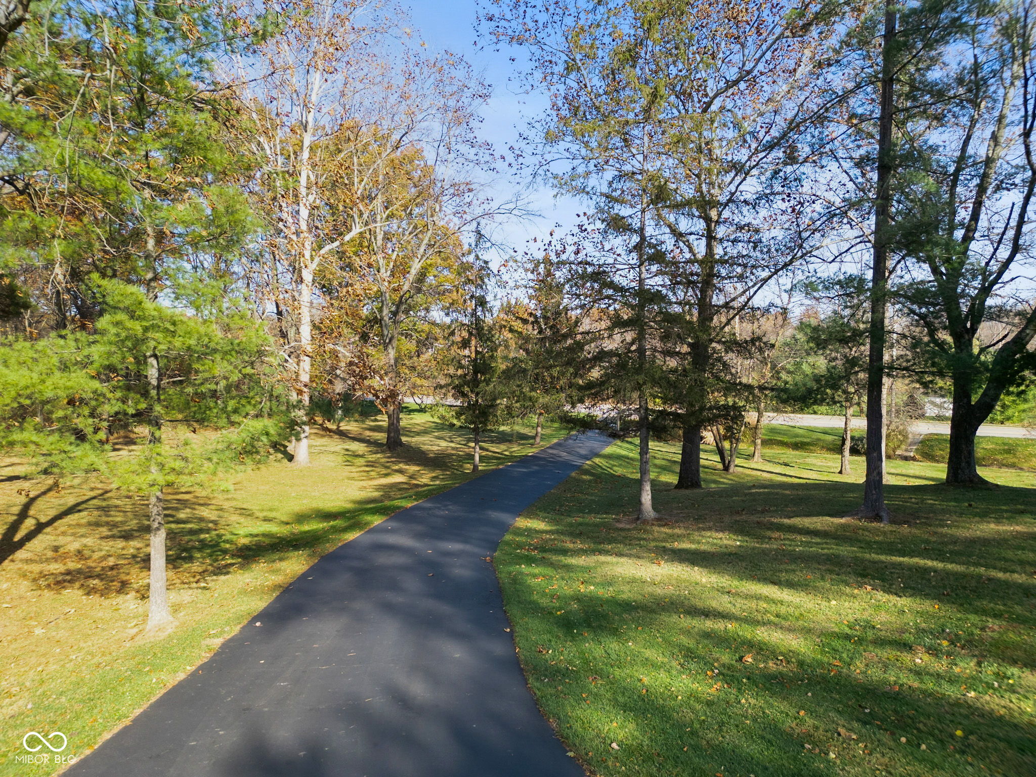 1790 Terrace Lake Road Columbus, IN 47201 - Photo 5 of 51
