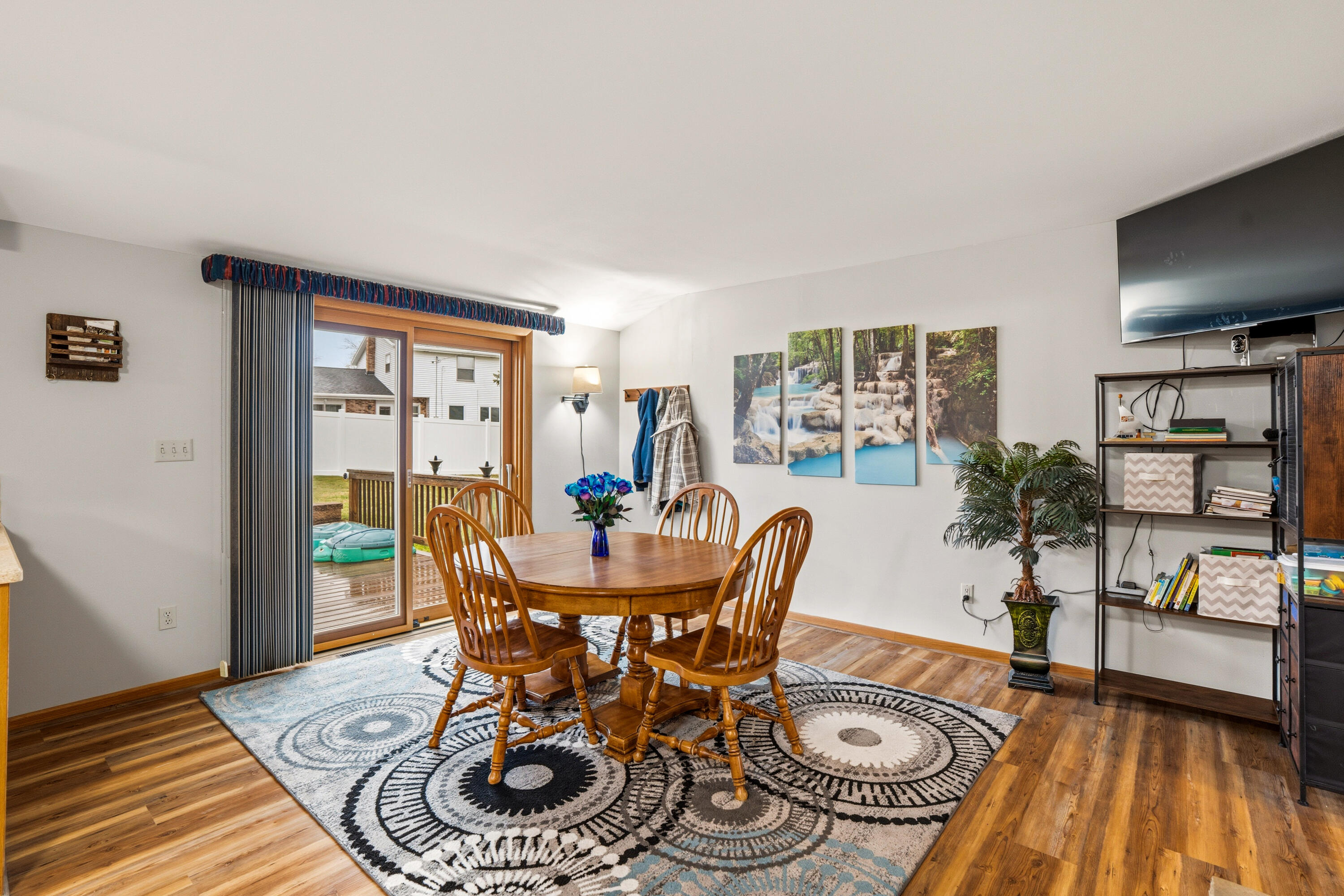 955 West Whitefish Road Port Washington, WI 53074 - Photo 12 of 30 Patio Off Dining