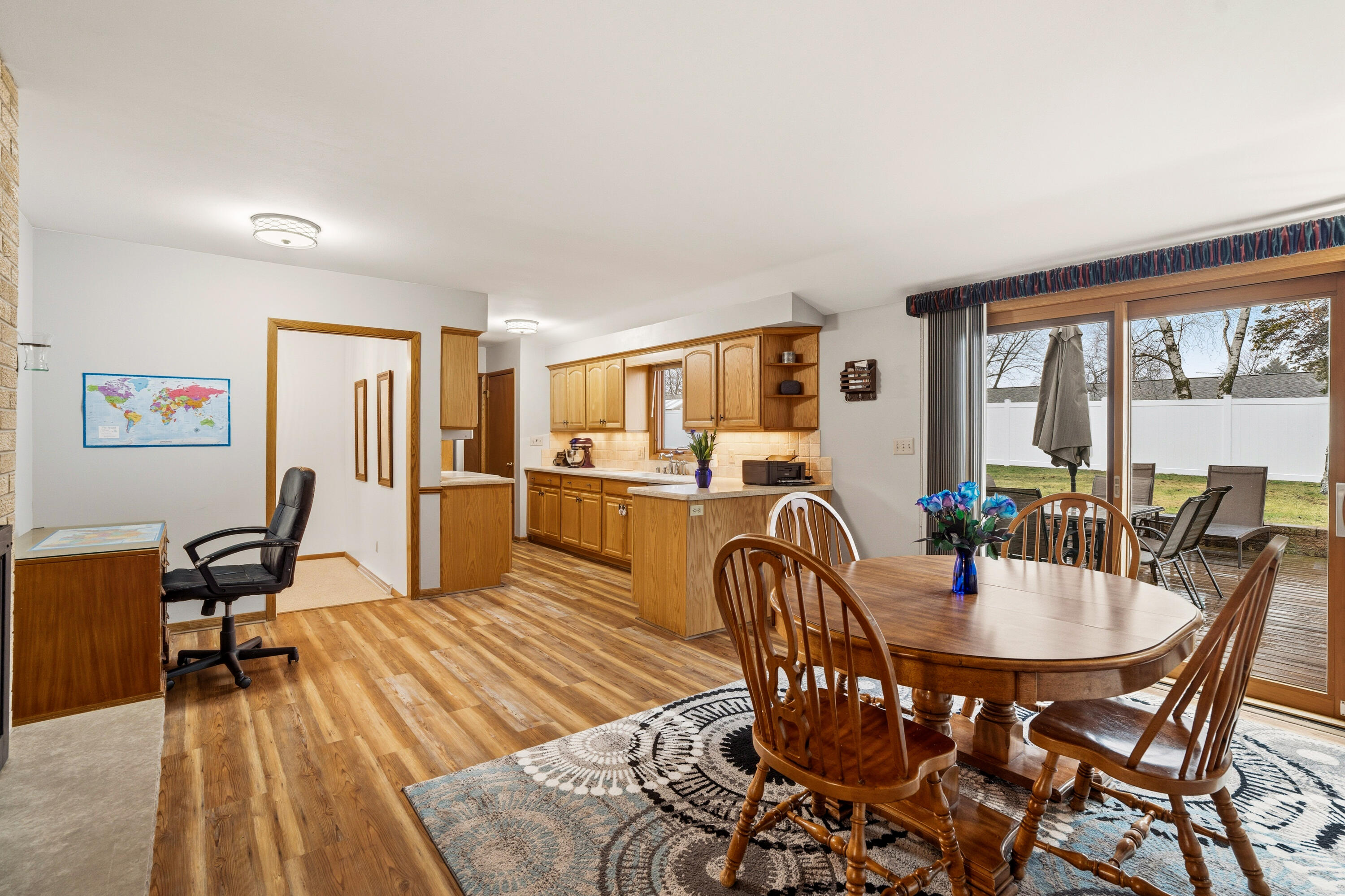 955 West Whitefish Road Port Washington, WI 53074 - Photo 13 of 30 Dining Room