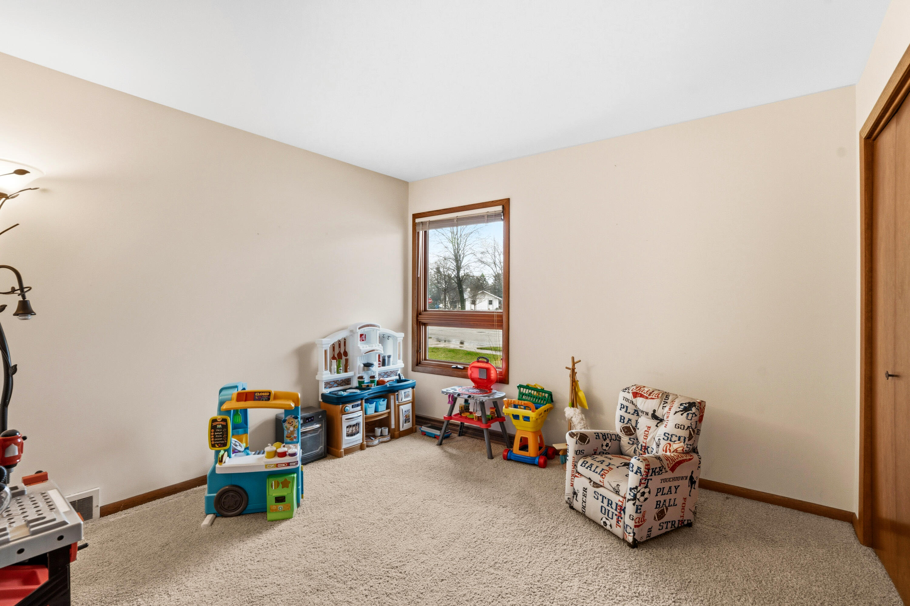 955 West Whitefish Road Port Washington, WI 53074 - Photo 15 of 30 Bedroom 3