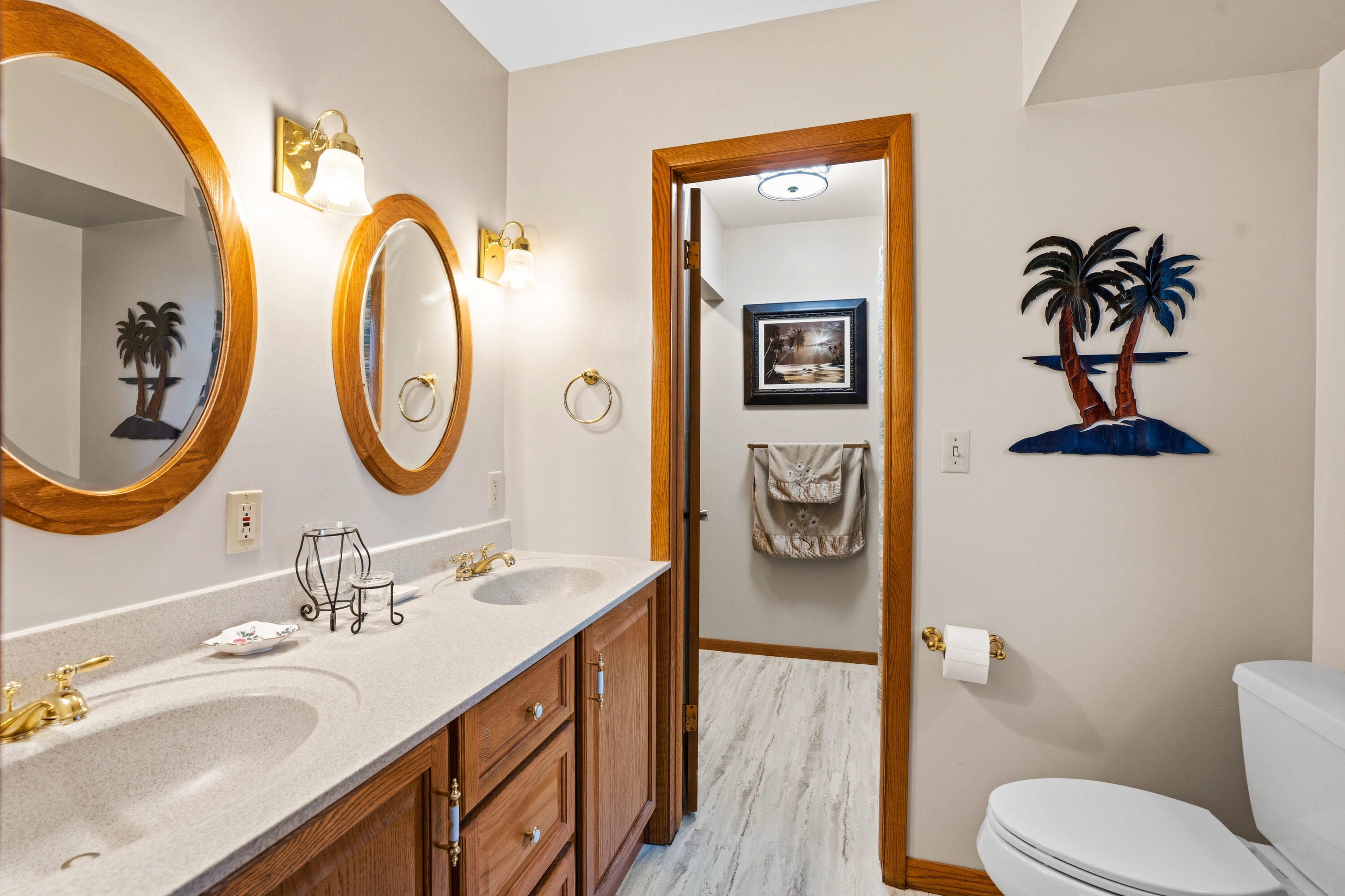 955 West Whitefish Road Port Washington, WI 53074 - Photo 22 of 30 Added Full Bath