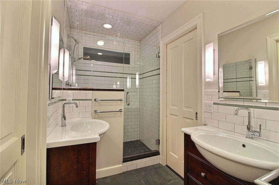 9400 Smith Road Willoughby, OH 44094 - Photo 16 of 34 Gallery Image 16