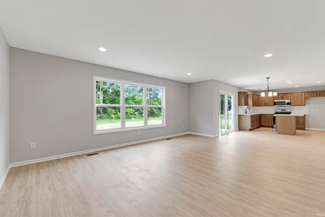 $339,900 | 14848 Verona Lks Passage, Fort Wayne, IN 46814