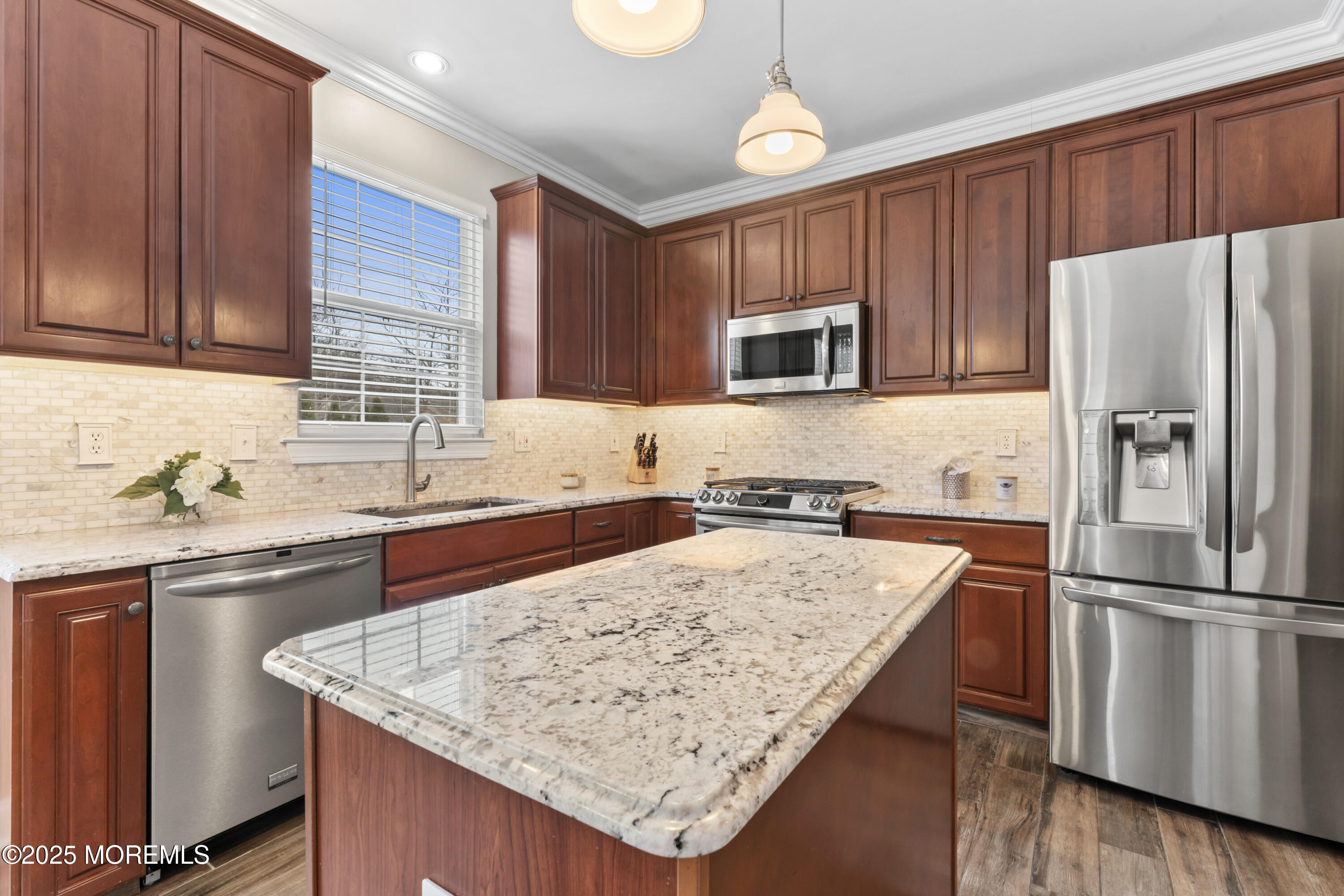65 Danella Way Howell, NJ 07731 - Photo 15 of 40 Eat-In Kitchen