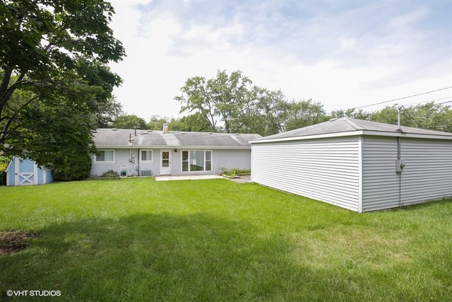 635 Morton Street Hoffman Estates, IL 60169 - Photo 10 of 10